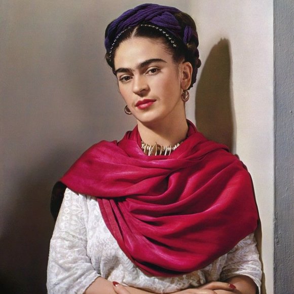 Meet your Posher, Sylvia - Picture 3 of 8